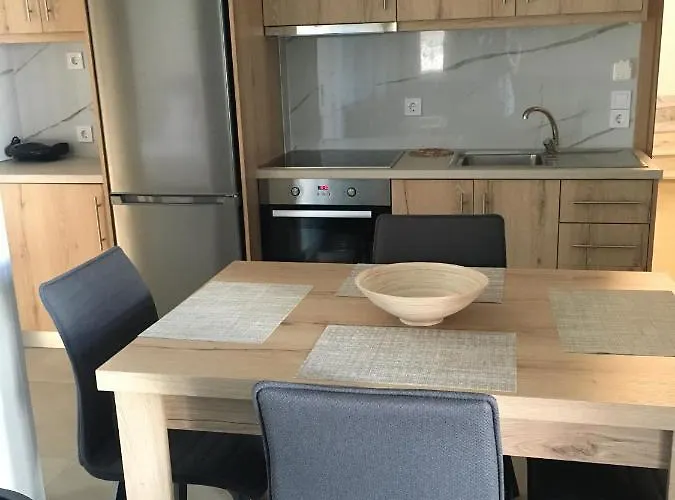 דירה Alkioni's Nest *