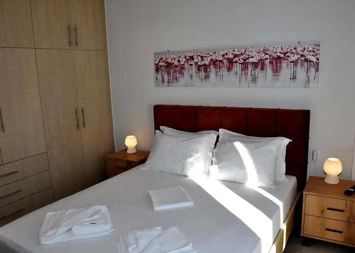 Alkioni's Nest דירה *