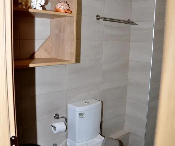 Alkioni's Nest * ארקודי