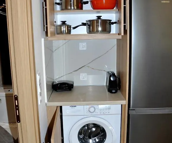 Alkioni's Nest * ארקודי