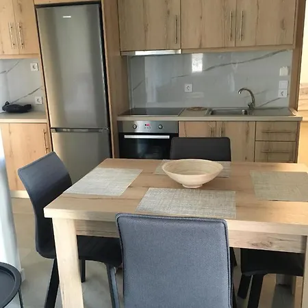 דירה Alkioni's Nest *
