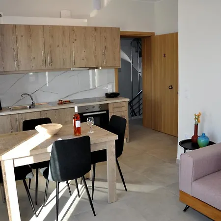 Alkioni's Nest Appartement *