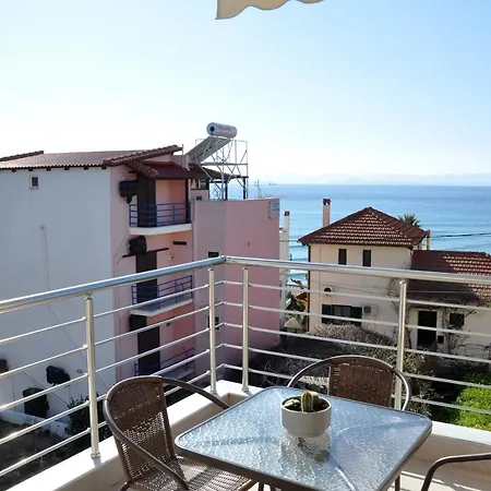 Alkioni's Nest Appartement Arkoudi