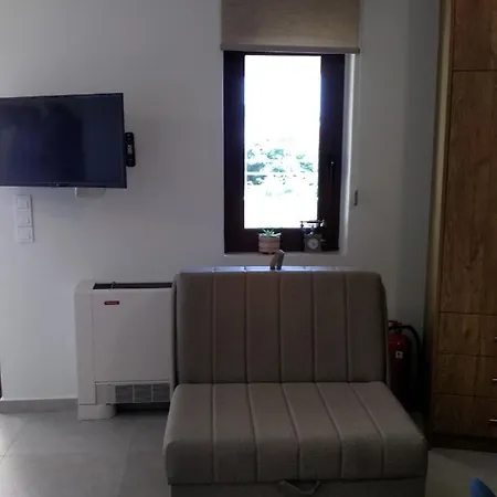 Alkioni's Nest Αρκούδι