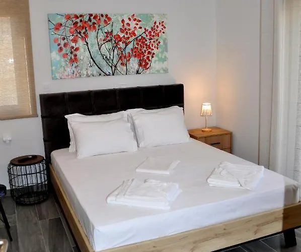 Alkioni's Nest Apartment