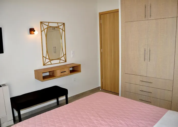 Alkioni's Nest * Arkoudi