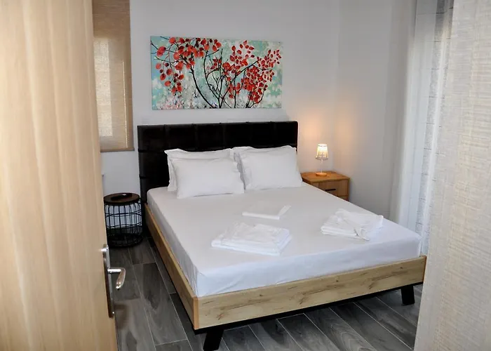 Alkioni's Nest Apartment *