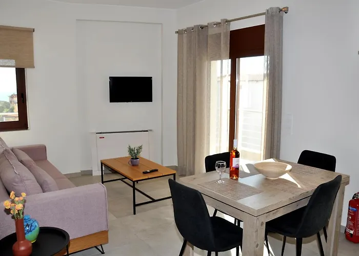 Alkioni's Nest * Arkoudi