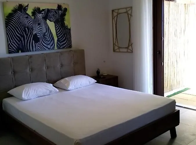 Alkioni's Nest * Arkoudi